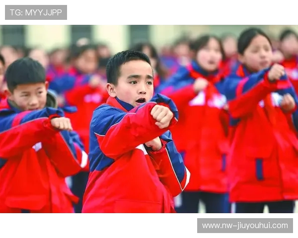 送足球男孩：点燃梦想的旅程与成长的力量